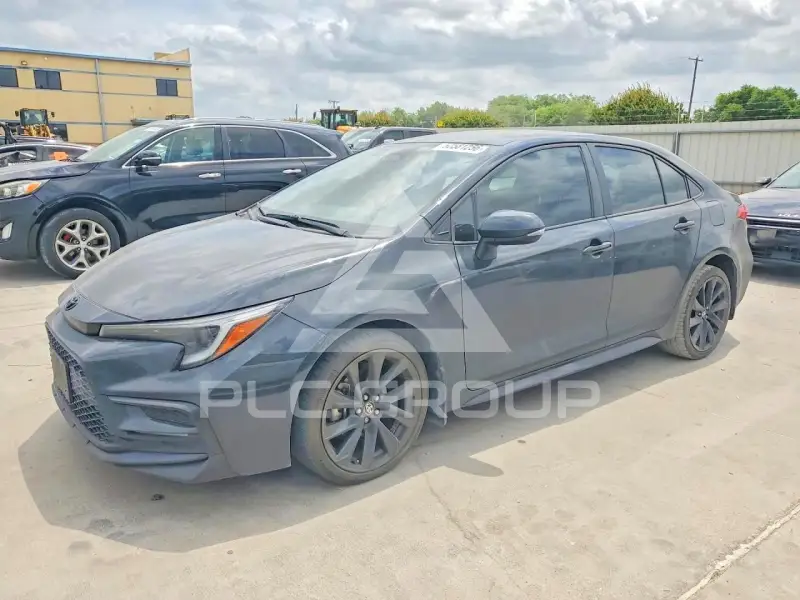 2025 Toyota COROLLA фото