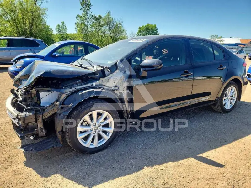 2025 Toyota COROLLA photo