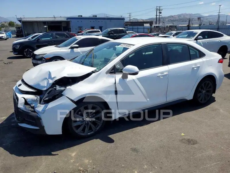 2025 Toyota COROLLA фото