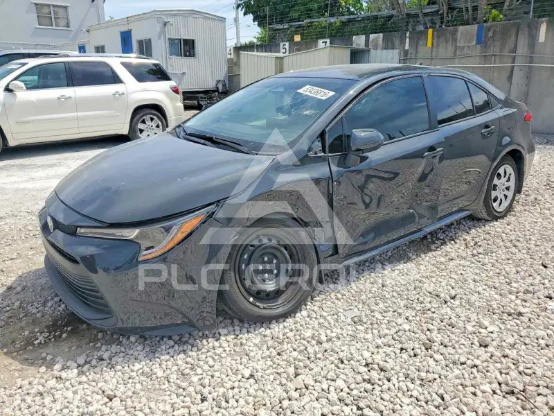 2025 Toyota COROLLA фото