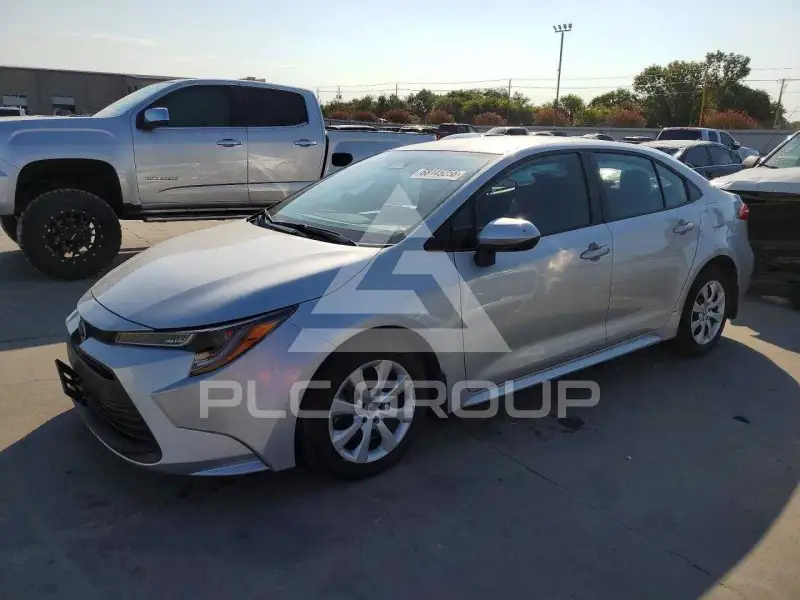 2025 Toyota COROLLA фото