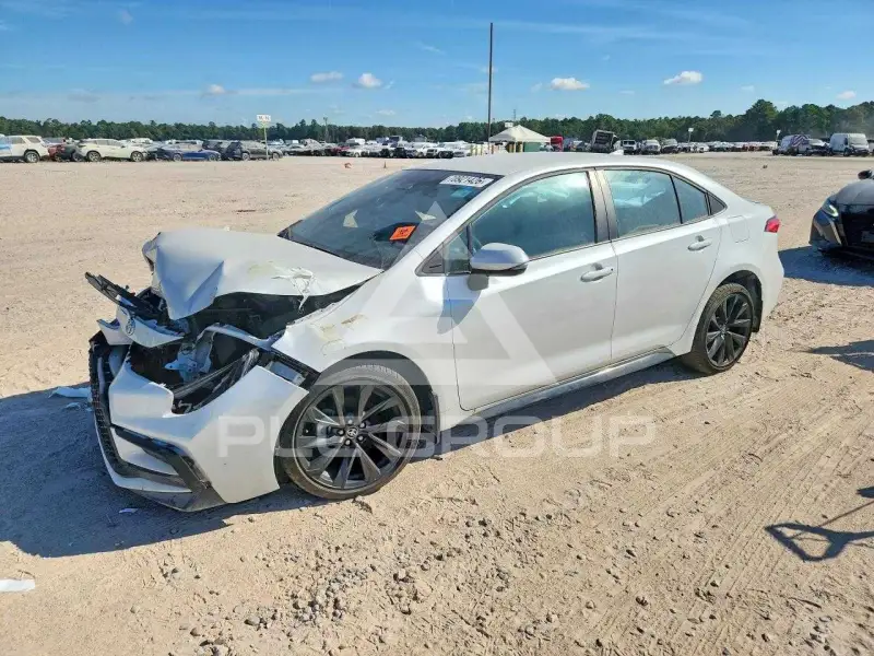 2025 Toyota COROLLA photo