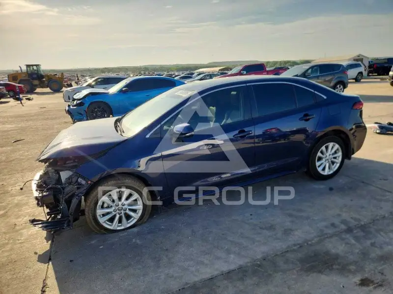 2025 Toyota COROLLA photo