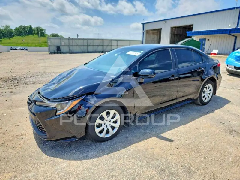 2025 Toyota COROLLA photo