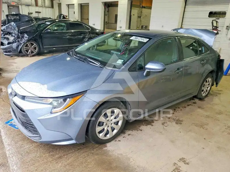 2025 Toyota COROLLA фото