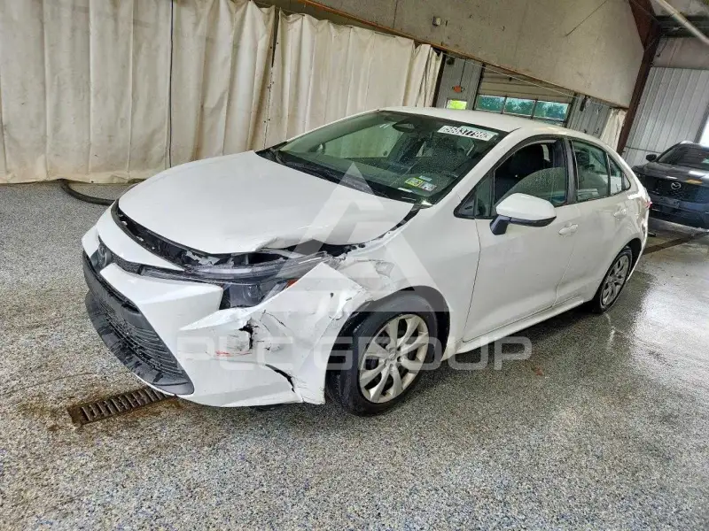2025 Toyota COROLLA photo