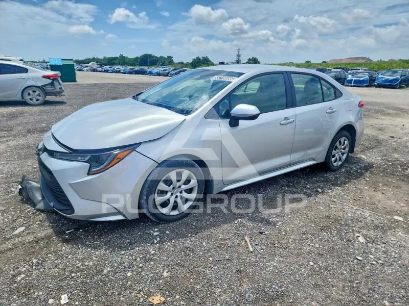 2025 Toyota COROLLA photo