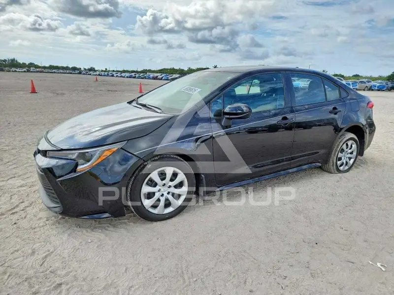 2025 Toyota COROLLA photo