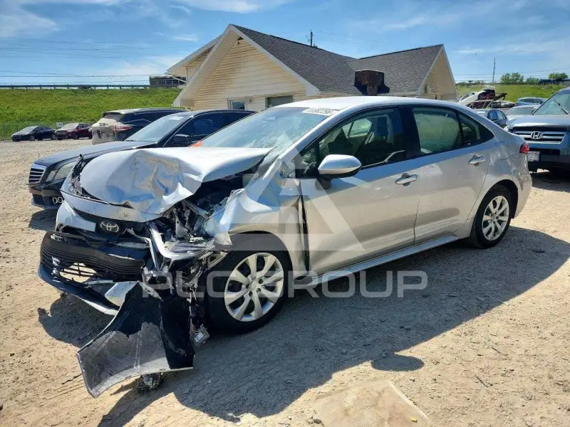 2025 Toyota COROLLA photo