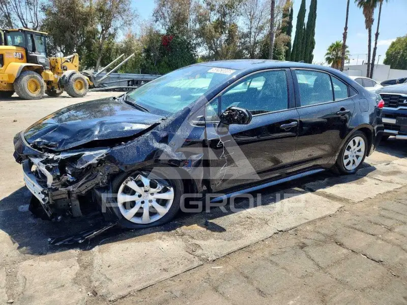 2025 Toyota COROLLA photo