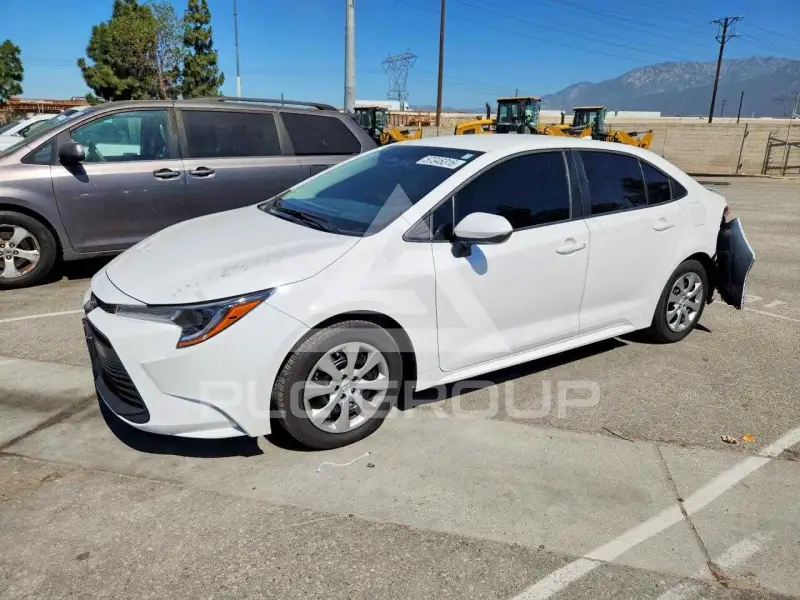 2025 Toyota COROLLA photo