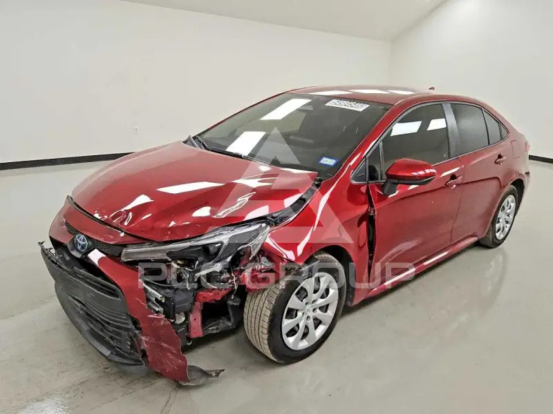 2025 Toyota COROLLA фото