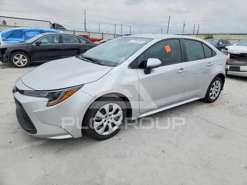 2025 Toyota COROLLA photo