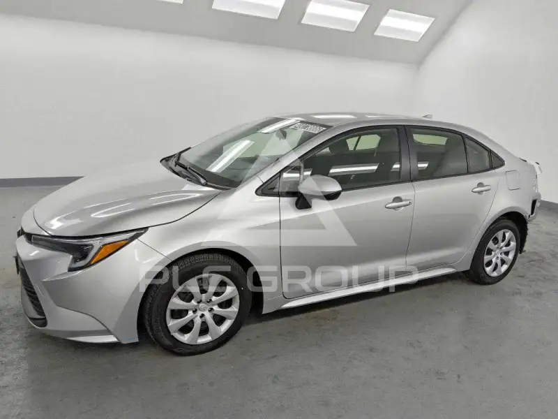 2025 Toyota COROLLA фото