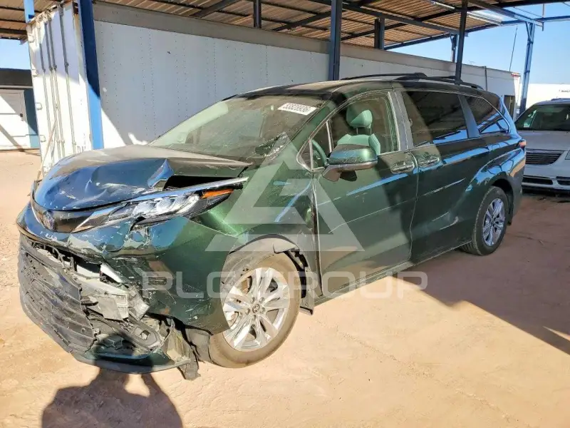 2025 Toyota SIENNA фото