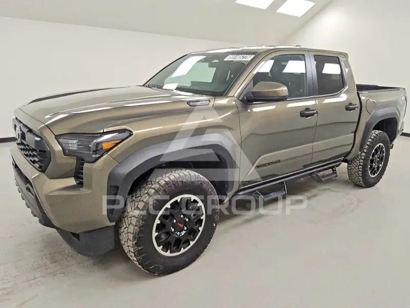 2025 Toyota TACOMA фото