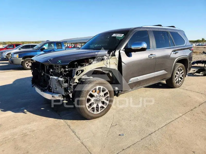 2025 Toyota SEQUOIA фото