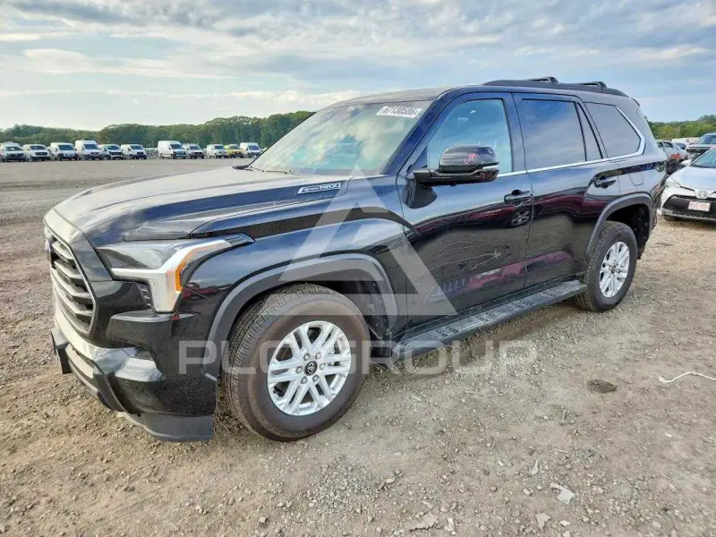 2025 Toyota SEQUOIA photo