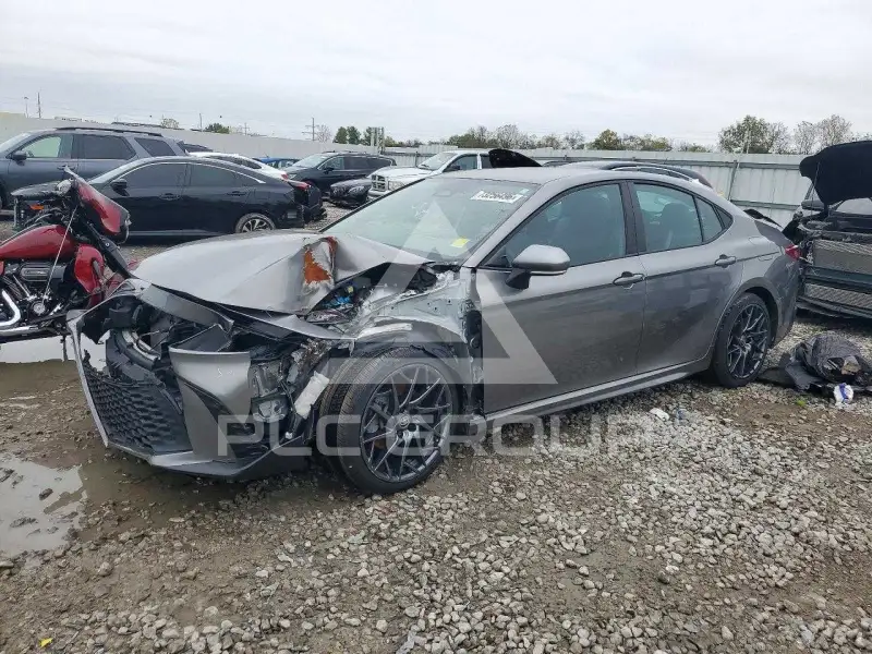 2025 Toyota CAMRY фото