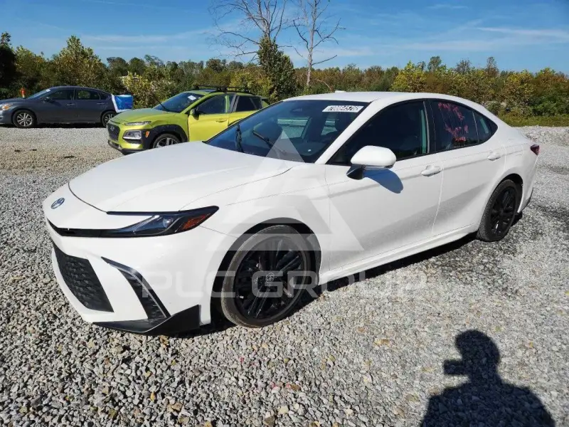 2025 Toyota CAMRY photo