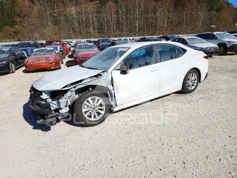 2025 Toyota CAMRY фото