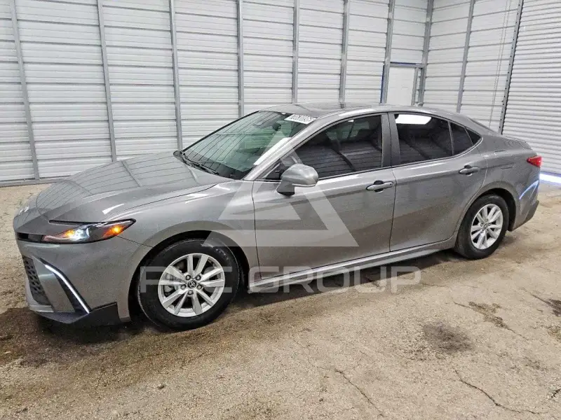 2025 Toyota CAMRY photo