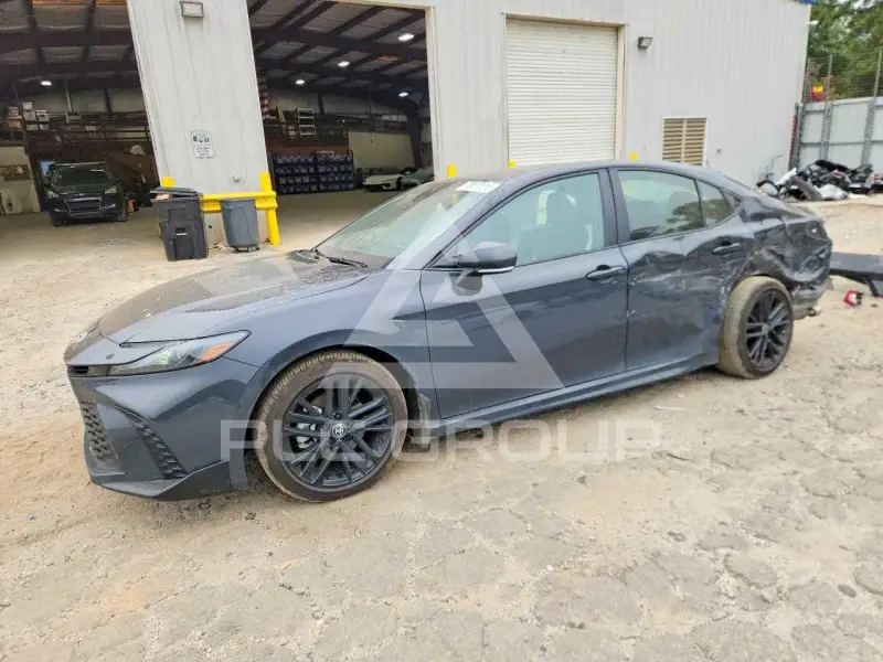 2025 Toyota CAMRY фото
