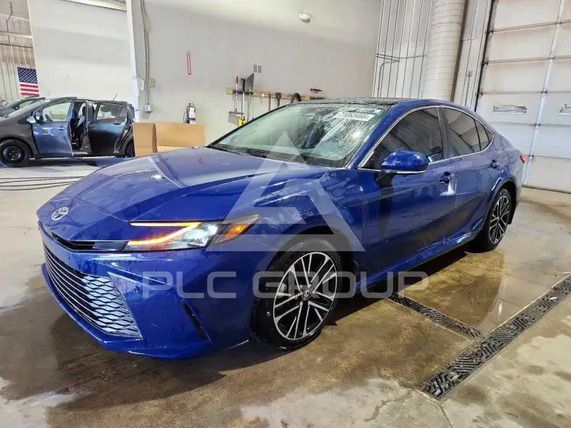 2025 Toyota CAMRY фото