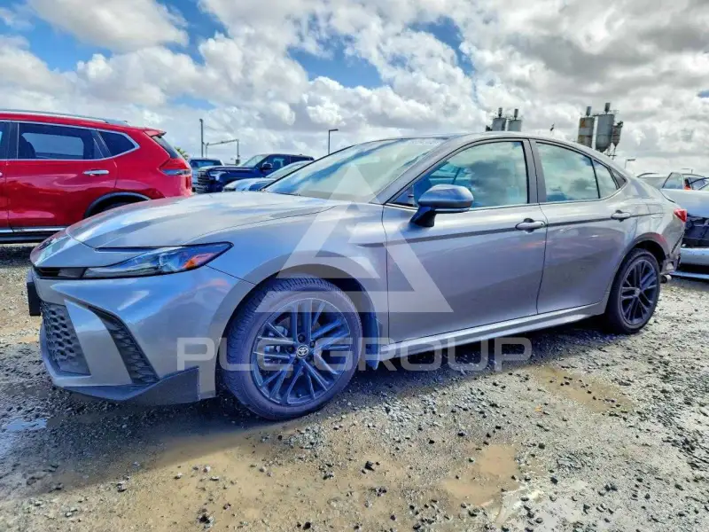 2025 Toyota CAMRY фото