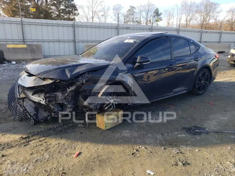 2025 Toyota CAMRY photo