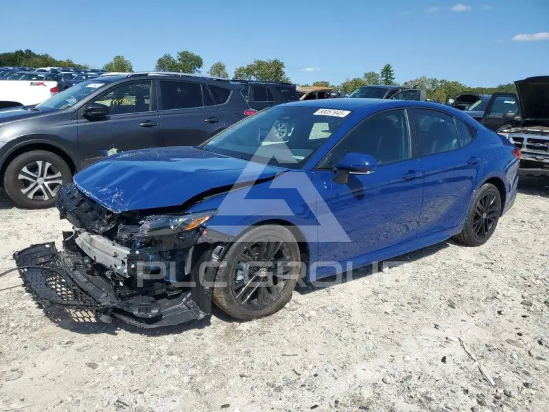 2025 Toyota CAMRY photo