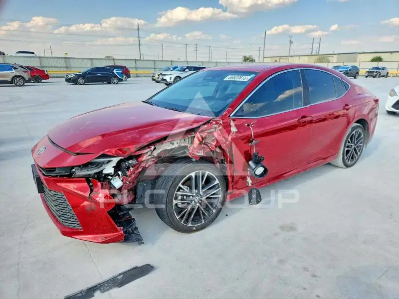 2025 Toyota CAMRY фото