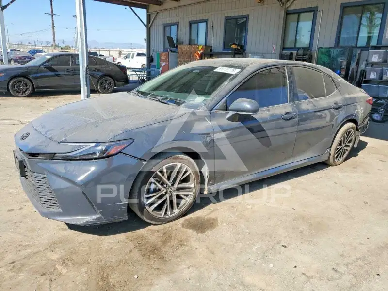 2025 Toyota CAMRY фото