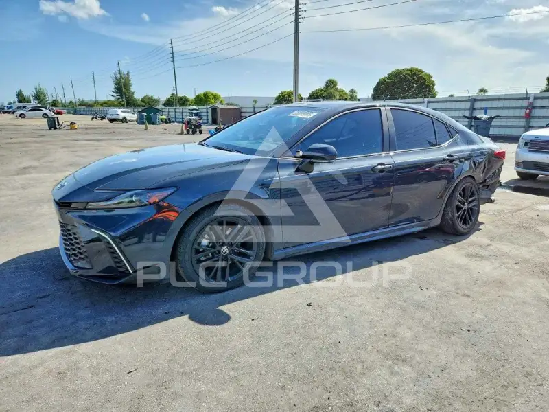 2025 Toyota CAMRY фото