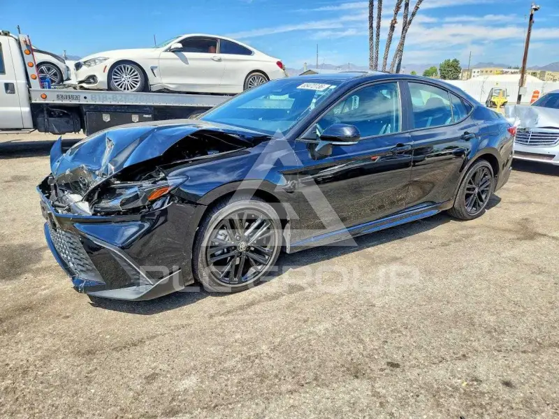 2025 Toyota CAMRY фото