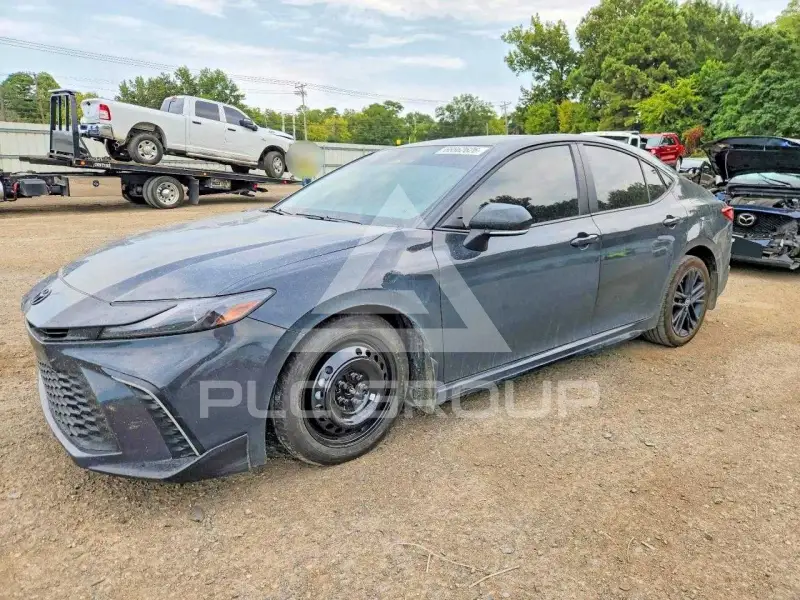 2025 Toyota CAMRY фото