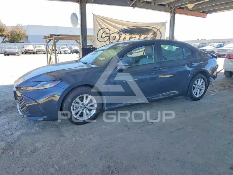 2025 Toyota CAMRY фото