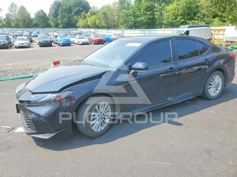 2025 Toyota CAMRY photo