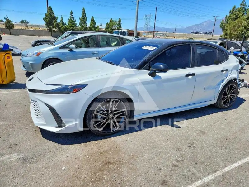 2025 Toyota CAMRY фото
