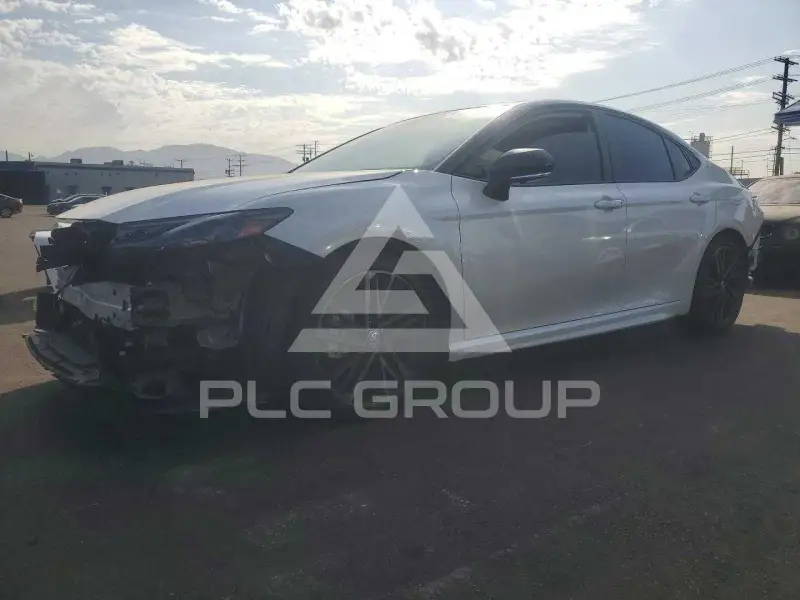 2025 Toyota CAMRY фото