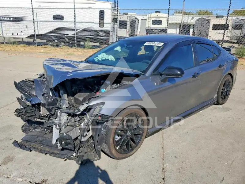 2025 Toyota CAMRY фото
