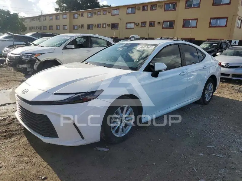 2025 Toyota CAMRY photo