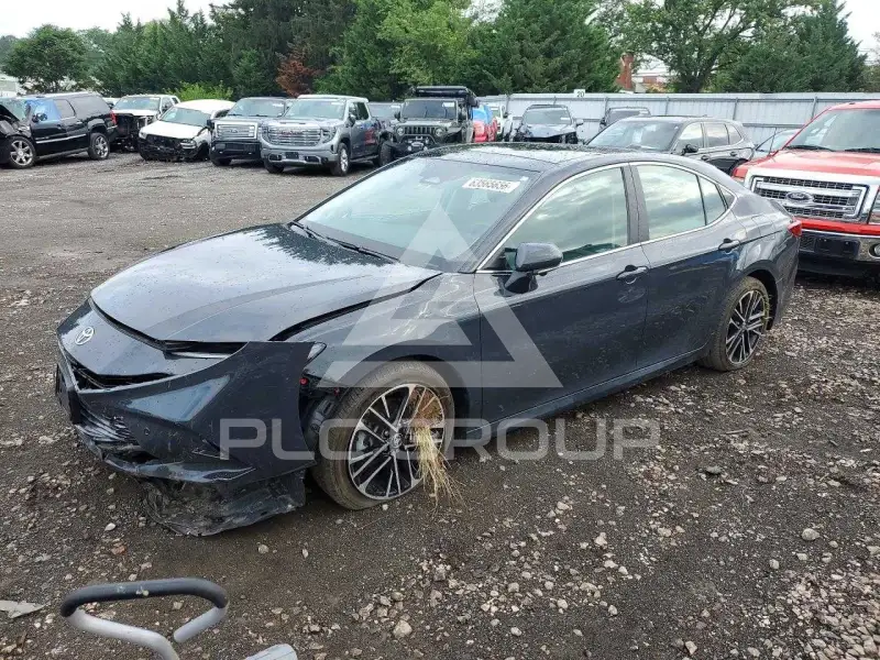 2025 Toyota CAMRY photo