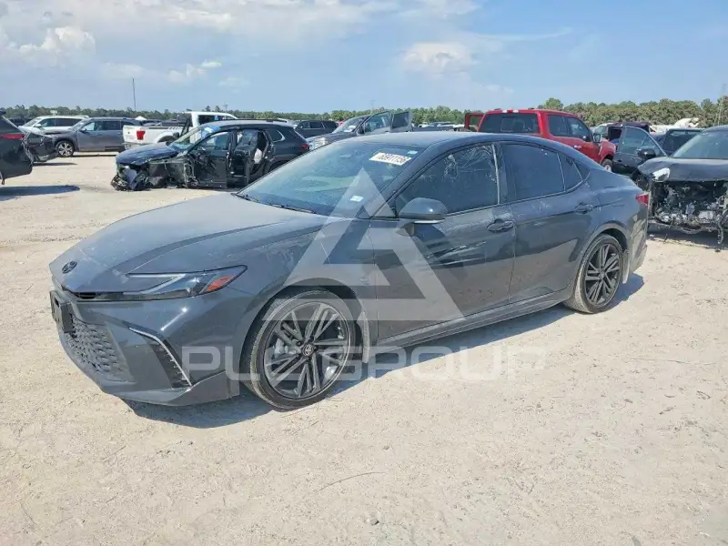 2025 Toyota CAMRY фото
