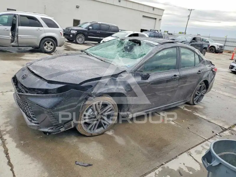 2025 Toyota CAMRY photo