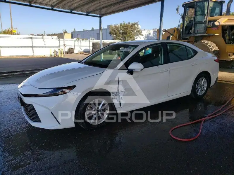 2025 Toyota CAMRY photo