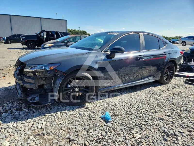 2025 Toyota CAMRY photo