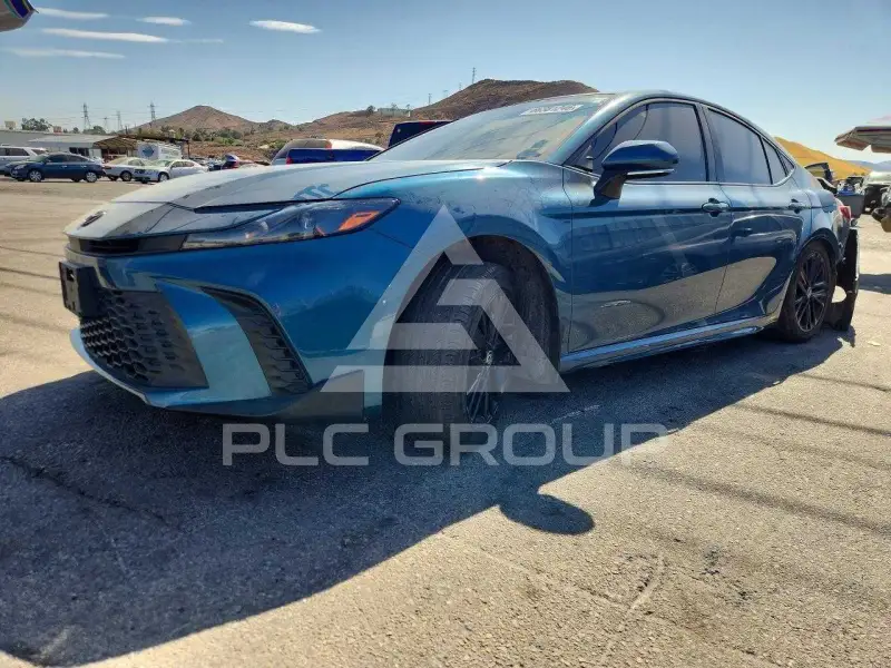 2025 Toyota CAMRY фото