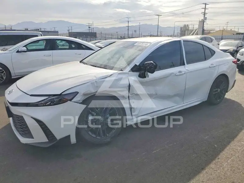 2025 Toyota CAMRY фото