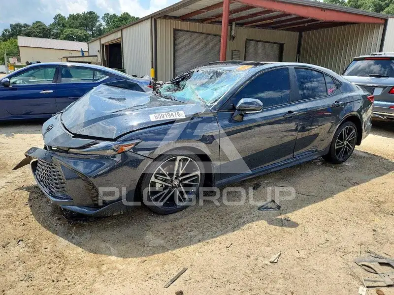 2025 Toyota CAMRY фото